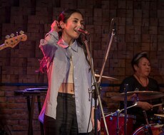 期間限定！格安で仮歌、歌入れします 3月〜5月までの期間限定！格安で歌入れします。