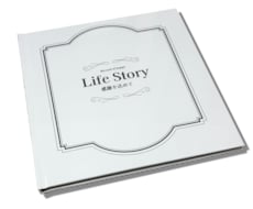 大切な瞬間を美しく保存するフォトブックを制作します 古いアルバム写真も、スマホのデジタル写真も一冊にまとめます。