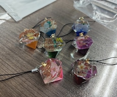 推し様の概念アクセサリー作ります 破格のお値段で推し様などの概念アクセサリーお作りします！！