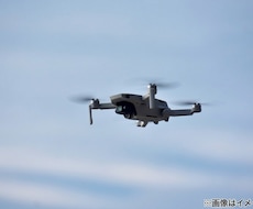 現役電気技術者が屋根高所のドローン点検を行います イメージ1