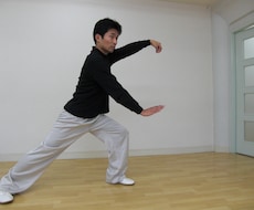 初心者の方に24式太極拳教えます 運動経験ゼロでもOK。 初めての方でも安心して始められる。