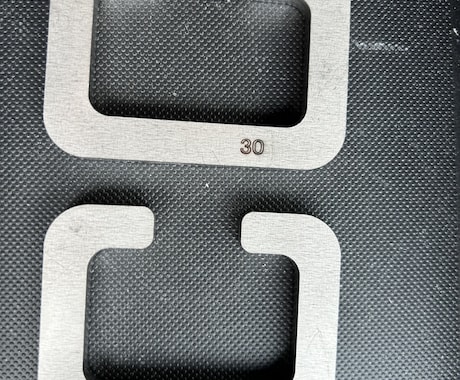鉄、ステンレスなど金属製品製作します レーザー、溶接などで金属製品を製作、加工します。 イメージ2