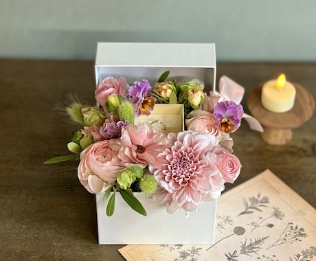 プロポーズのお花と押し花額をお作りします プロポーズを記憶に残るお花&押し花額に、京都限定のセット イメージ2