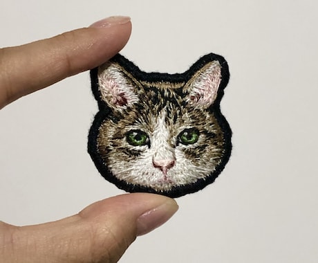 手刺繍であなたのペットを素敵なブローチにします 世界に1つだけのグッズを作りませんか？元デザイナーが制作！ イメージ1