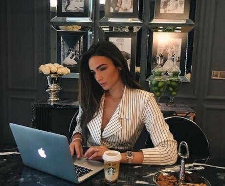 年収UPの外資系転職。英語面接戦略コーチます 英語講師歴5年×コンサルの知見で、選ばれる「格」を作ります イメージ1