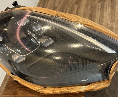 愛車のヘッドライト、キレイにします 黄ばみやクラック除去出来ます！ イメージ1