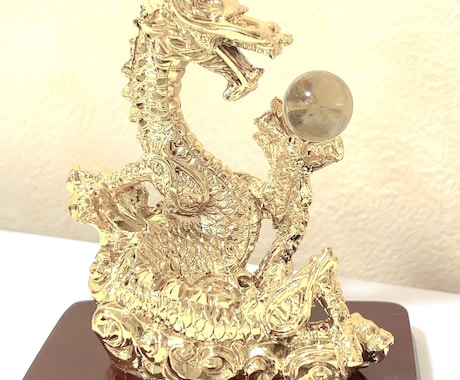 ホロスコープとタロットとオラクルカードで占います あなたの運気を読み解き今より良い未来へ導きます。 イメージ1