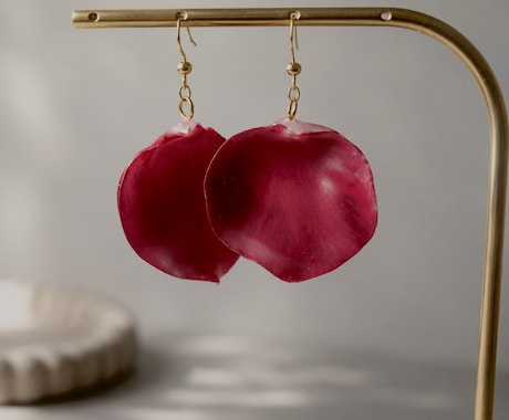 プロポーズの薔薇の花びらをピアスイヤリングにします イメージ1