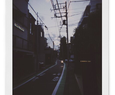 世界に1つだけの思い出ムービーを作ります お好きなお写真を送るだけ！最短1時間で雰囲気あるムービーに！ イメージ2