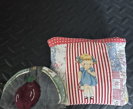 ポーチ制作ます 温もりある手作りポーチを作ってます。 イメージ1