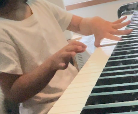 毎月4回ピアノ✖️英語オンラインレッスンします ピアノを弾きながら英語も習得！ イメージ2