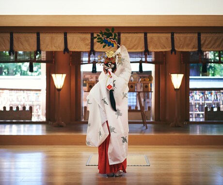 お相手の気持ちを読み取り、護神符に書き下ろします 潜在意識、顕在意識を読み取り自筆の護符で解決の助言いたします イメージ1