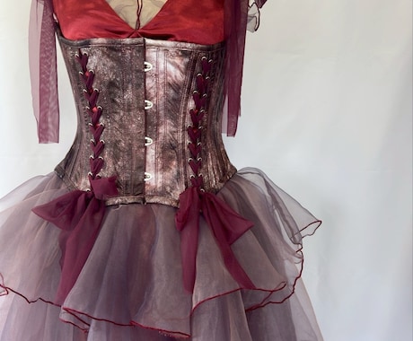 オーダーメイドドレス制作いたします お呼ばれや特別な日を、あなたらしく彩る一着をお作りします。 イメージ2
