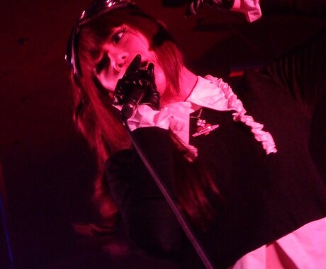 アマチュア歌手がご希望のナレーションやセリフをご提供致します♪ イメージ2