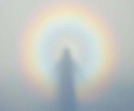 顔写真からオーラ、初対面の印象を鑑定します あなたのオーラを見えたまま描きます イメージ1
