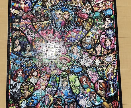 1000ピース以上のパズルを丁寧に完成させます お客様のご依頼・目的に沿って、パズルを丁寧に完成させます。 イメージ2