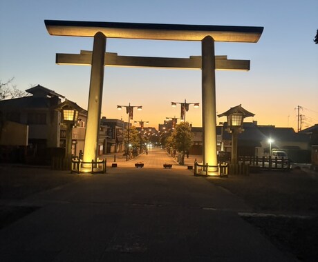 夜の不安を整える癒やしの言葉を届けます 眠る前に、気持ちが軽くなる言葉を一通お届けします。 イメージ2