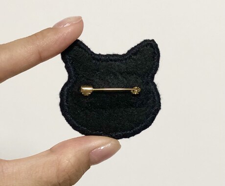 手刺繍であなたのペットを素敵なブローチにします 世界に1つだけのグッズを作りませんか？元デザイナーが制作！ イメージ2