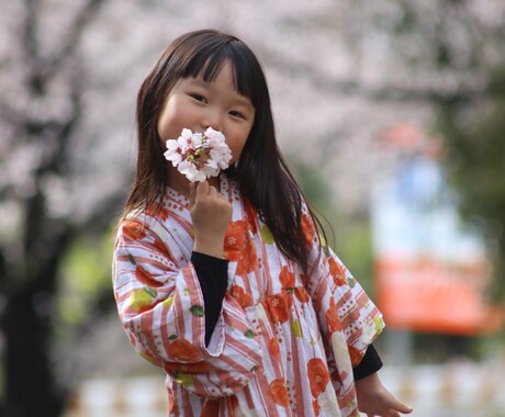 家族の大切な瞬間を温かく撮影します 七五三・お宮参り・ご家族の記念日など、“今しかない瞬間”を イメージ1