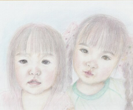 色紙に鉛筆と色鉛筆でふんわり優しい似顔絵を描きます 大切な方へのプレゼントにも！　原画｛色紙）をお届けします イメージ1