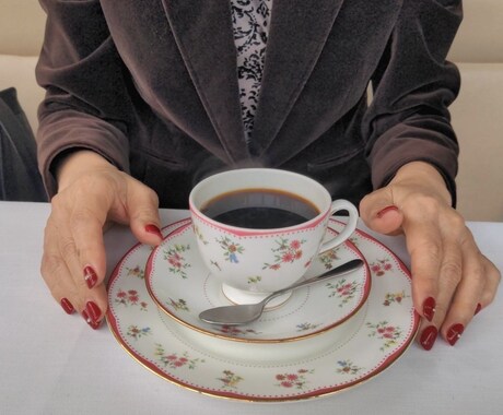 お茶の飲み方をレッスンします 優雅なお茶の頂き方を一緒に学びませんか イメージ2