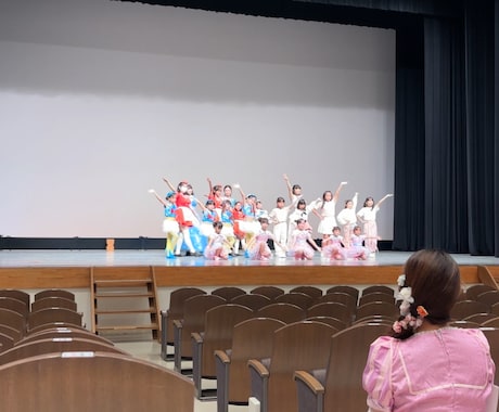 元テーマパーク振付け師が振り付けます 簡単な様で時間を要する振り付け、お手伝いします。 イメージ1