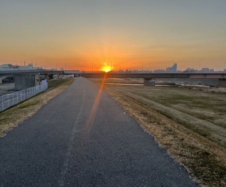 悩み事抱えている方背負ってる荷物持ちます 恋愛の話から仕事のお話までなんでも聞きます1時間1500円 イメージ2