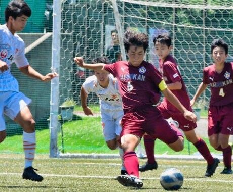 小学生中学生向けサッカースキル向上レッスンをします サッカーをする上で必要なことなど自分の経験の元教えます。 イメージ1