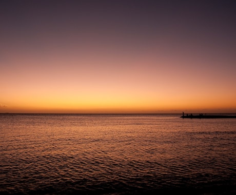 沖縄の風景写真を提供いたしますます 穏やかな朝焼けと美しいサンセットビーチ イメージ2