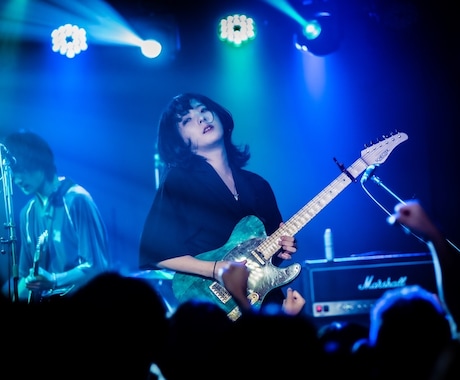 現役バンドマンが世界観に合ったギター制作をします 都内で活動中の