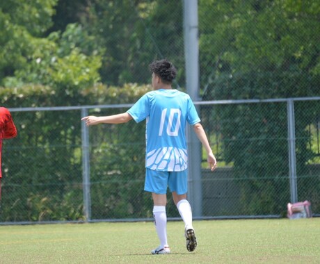 サッカーをしている人にアドバイスをします 今のサッカーが生み出す魅力を伝えていきたいと心からおもう。 イメージ1