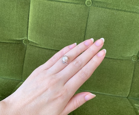 ハンドモデルいたします イボをアクセサリーで隠しています。 イメージ1