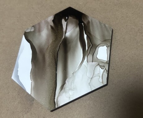 お部屋に彩りを添える木製アートパネル制作します 直径9センチほど！癒しのインクアートを飾りませんか？ イメージ2