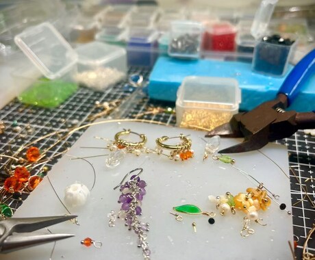 ディップアートで花のアクセサリーをお作りします ご希望の色、アクセサリーの種類、大きさをご記入ください。 イメージ2