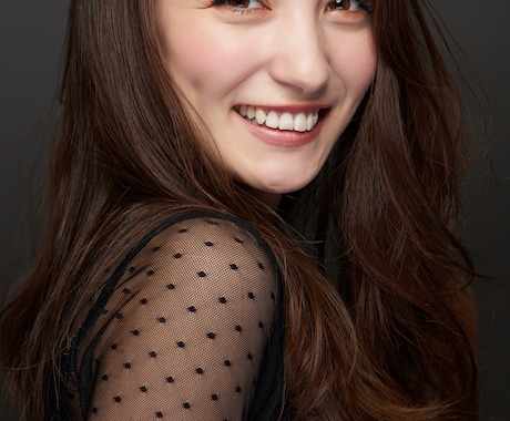 マネージャーが芸能活動用のプロフィールを作成します テンプレートでは出せない品質を！ イメージ1