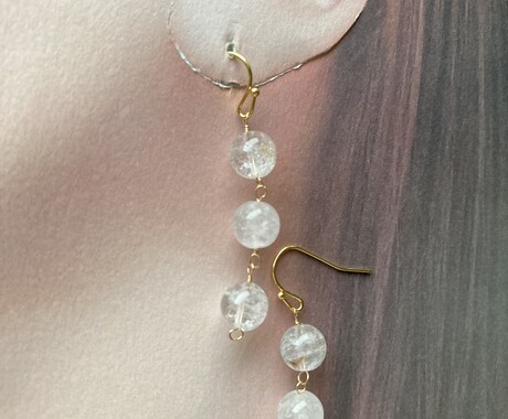 耳元に付けるだけでパッと垢抜けます いつもの普段着を一瞬で垢抜けスタイルに！ イメージ2