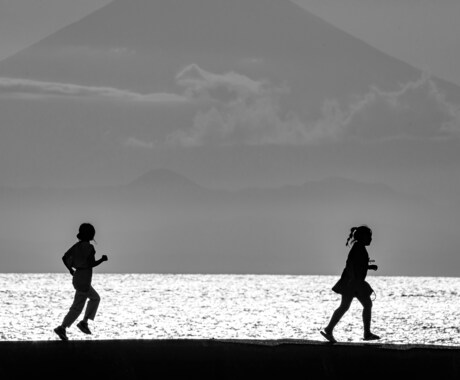 かっこいいモノクロ写真にします 明暗に拘ったモノクロ写真に仕上げます！ イメージ2