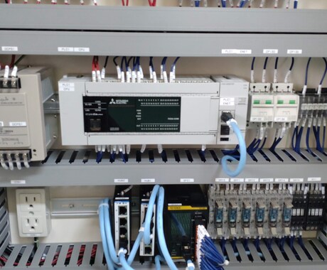 制御盤設計についてサポートいたします 電気回路、筐体の設計、製作についてのご相談に応じます イメージ2