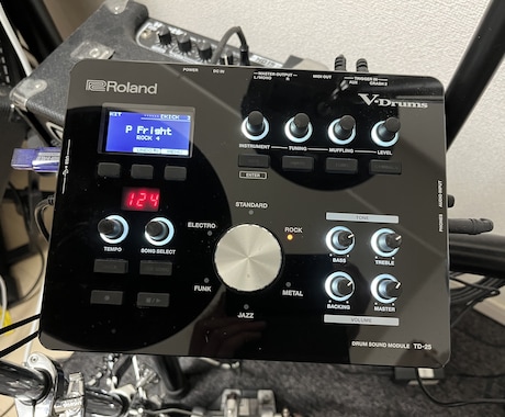 ドラム演奏を録音し、音を整えたデータで提供します そのまま使えるドラム演奏データ提供致します。 イメージ2