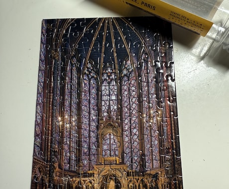 未完成のジグソーパズル、完成代行いたします 昔からジグソーパズルが得意で、友人のパズルを手伝ってました。 イメージ1