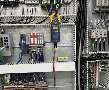 PLC・インバータのトラブル原因を分析します 「機械が止まった」そんな現場トラブルを、解決まで導きます イメージ1