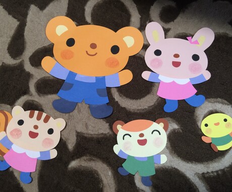 壁面・製作代行 元保育士が画用紙でお好みの壁面お作りします 春夏秋冬飾れるお好みの