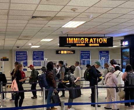 留学手続きやビザのサポート・代行（英語）をします 海外との英文やり取り/問合せ/手続きをサポートします。 イメージ1