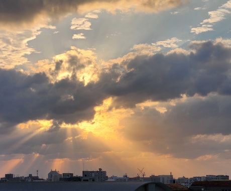 誰にも話せない悩み、言いにくいこと、お伺いします どんな悩みでも一人で抱え込まずにお聴かせ下さい。寄り添います イメージ1
