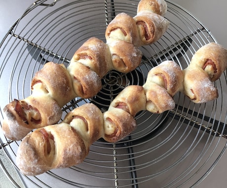 60分でベーコンエピを焼きます 生地作りから焼き上げまで60分でベーコンエピを作ります。 イメージ1