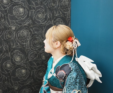 一生に一度の成人式の前撮りお撮りいたします 前撮りのついでに、友達やご家族との思い出を写真で残します。 イメージ2