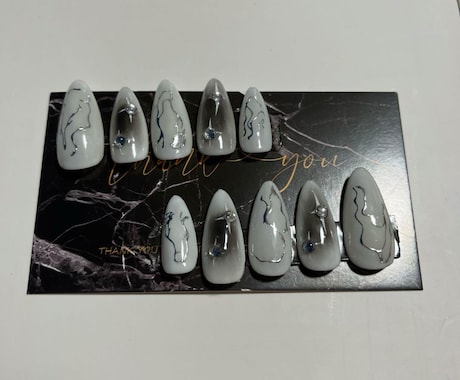 シンプルなネイルに力を入れています 何回も気に入って使っていただからようなネイルチップ作り イメージ2