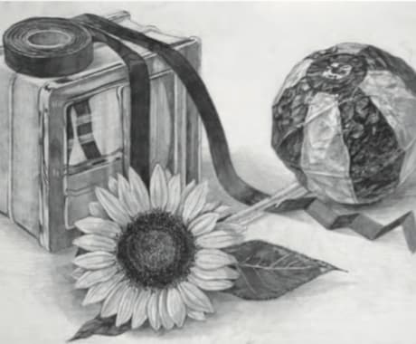 デッサン、イラストの添削いたします 美大学卒がデッサンなどのアドバイス、添削などを行います。 イメージ1