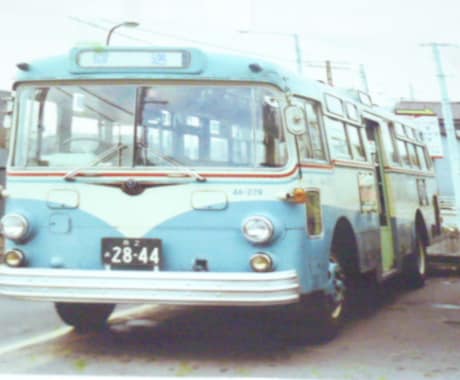 昔懐かしいバスの写真を1枚250円で提供します 昭和38年式からのバスの映像を取り揃えてます、 イメージ1