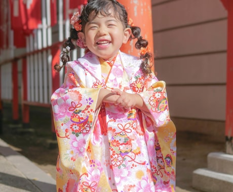 日常を切りとったような自然な笑顔をお撮り致します 関西エリア 女性カメラマン【小物レンタル無料】 和傘、紙風船 イメージ2
